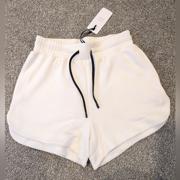 Varley Pants - Varley Ollie High Rise Short 3.5" White Medium